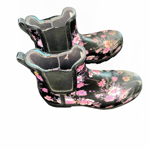 Bogs Laurel Chelsea Safety Toe Work Waterproof Boots Rain black purple flowers 6 - Picture 2 of 7